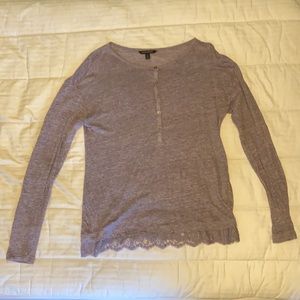 Banana Republic lavender knit linen top with lace hem